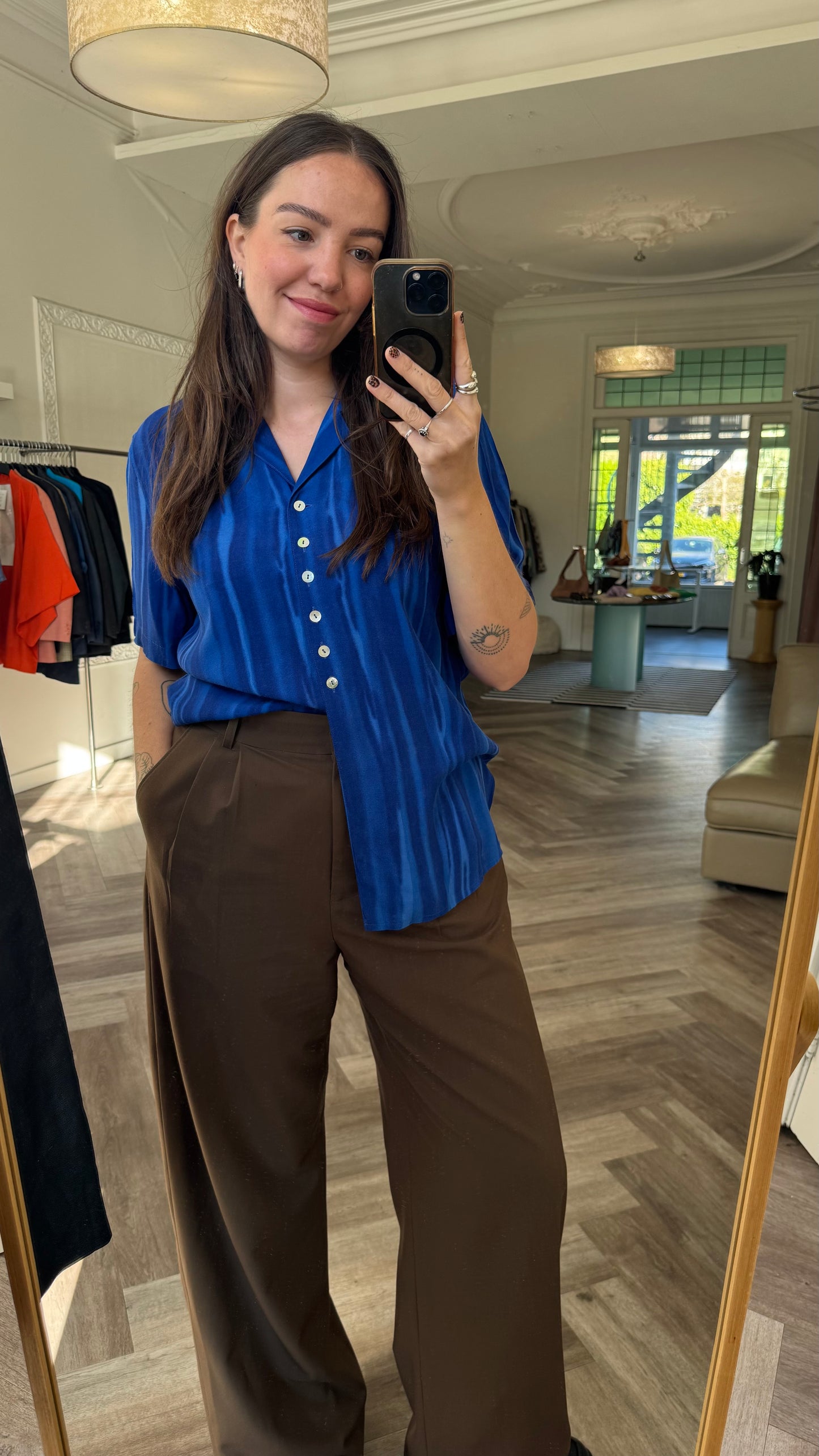 Blouse private