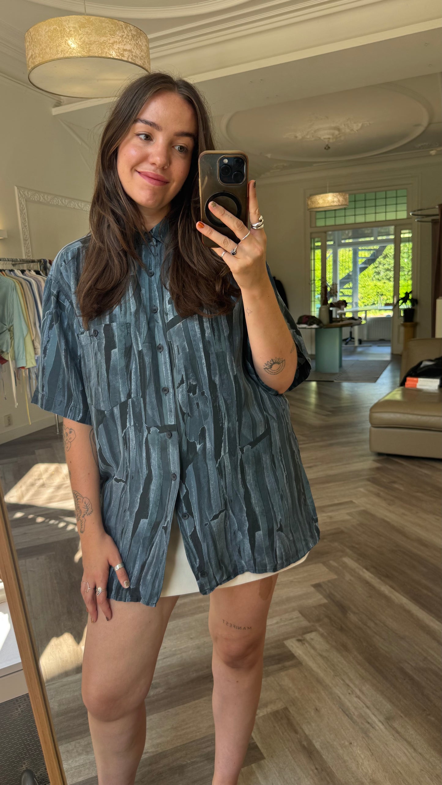 Blouse private