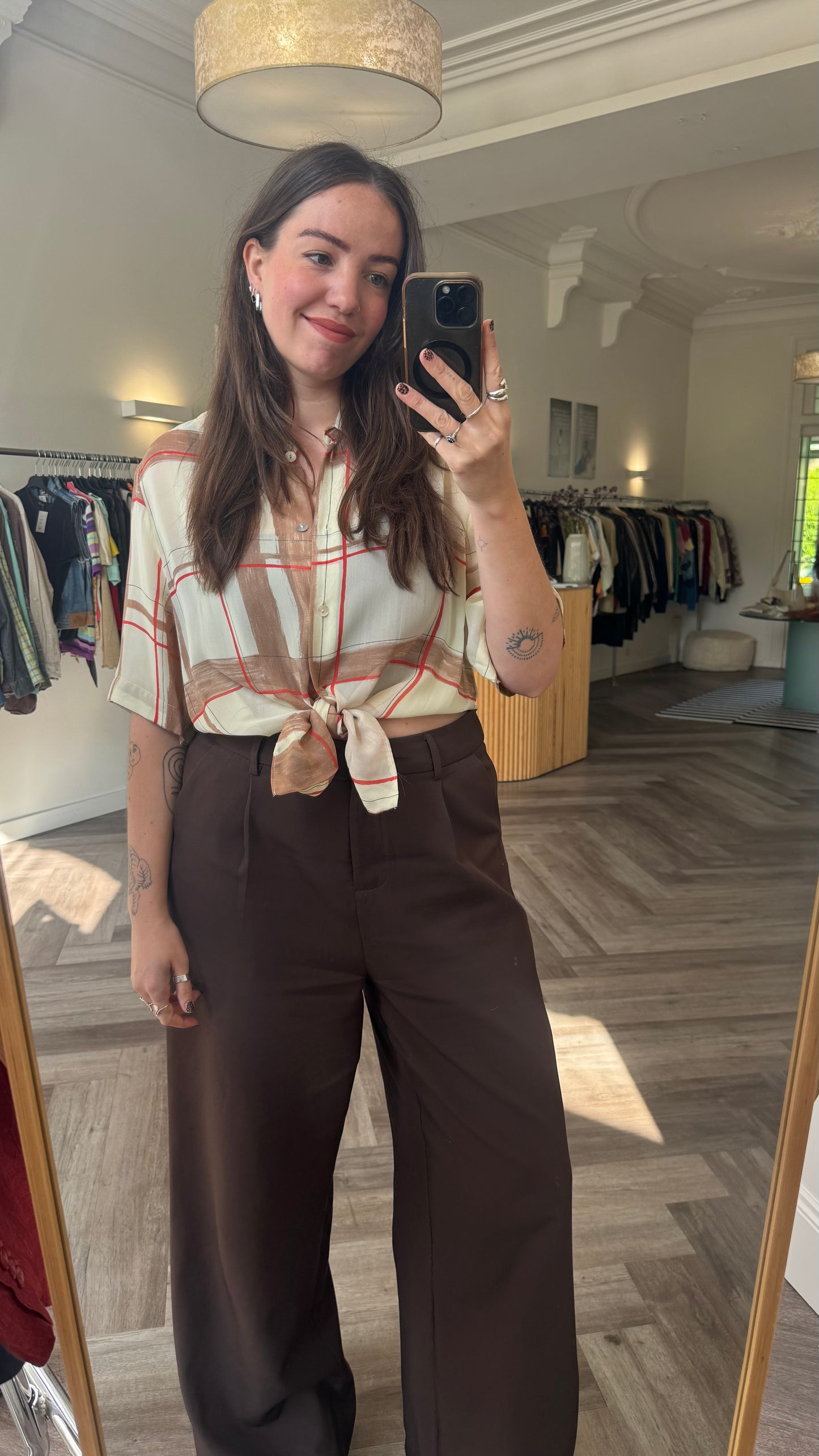 Blouse private