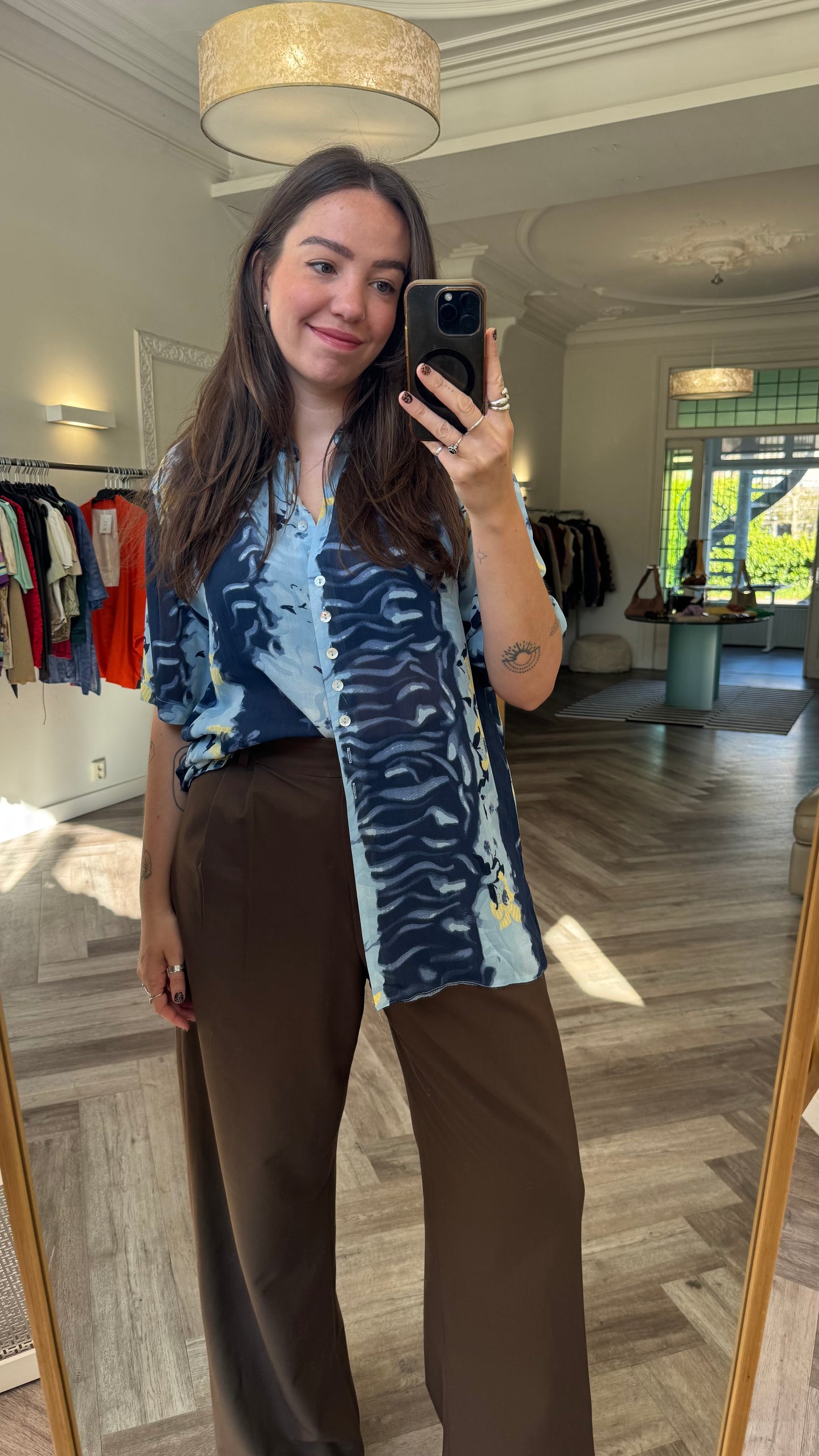 Blouse private
