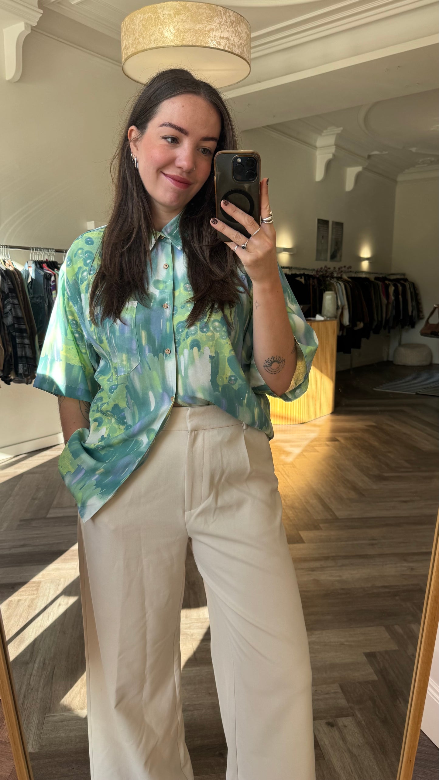 Blouse private