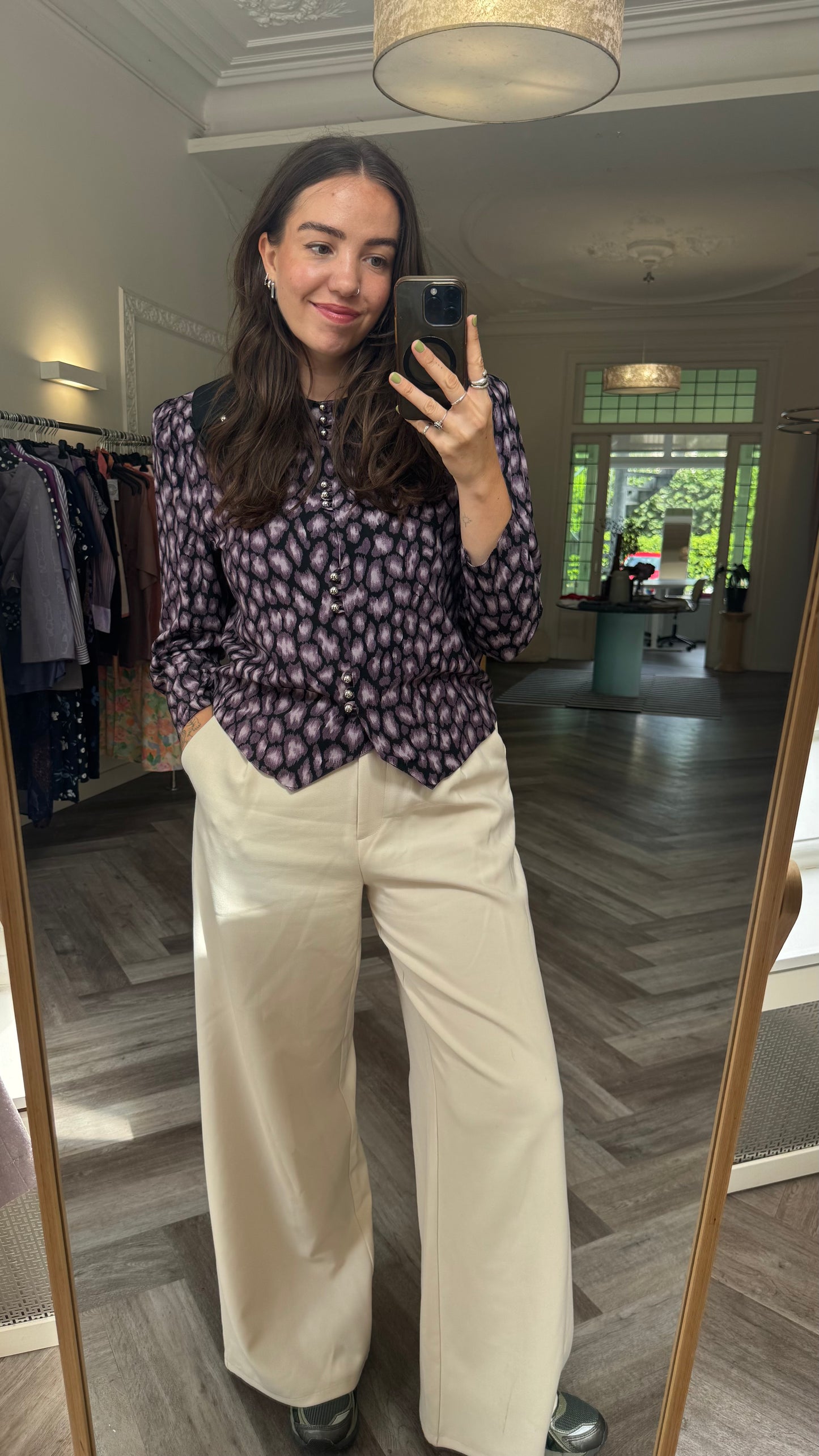 Blouse private