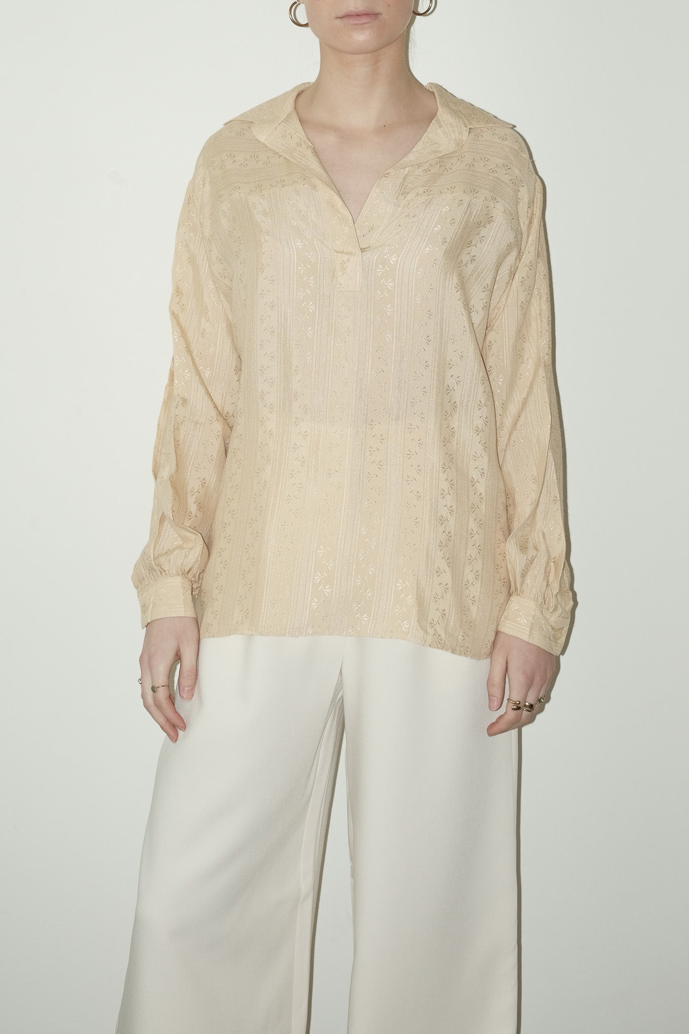 Kine v-hals blouse - M