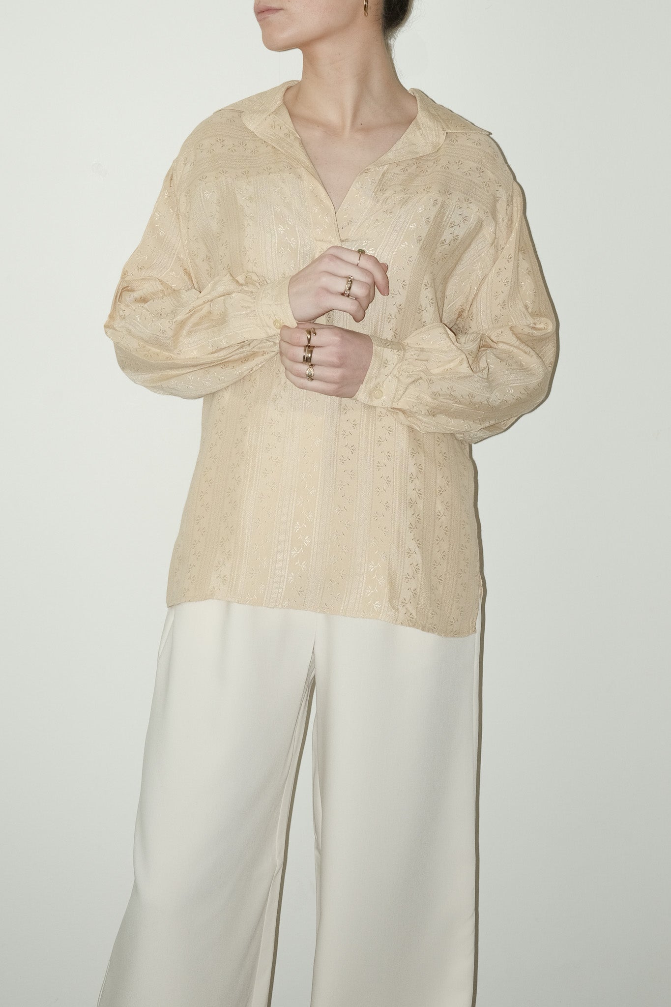 Kine v-hals blouse - M