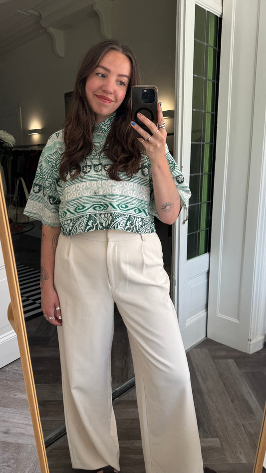 Blouse private