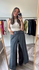 Broek private