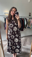 Donkerbordeaux jurk met bloemenprint - M-L