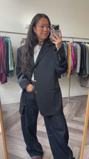 Nyla 100% wol blazer - L